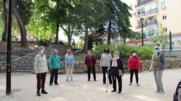 Clase de los talleres para Personas Mayores de Taichí y Gimnasia