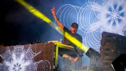 En la imagen DJ Nano en un momento de su actuación. Foto: Ayto. Arganda del Rey.