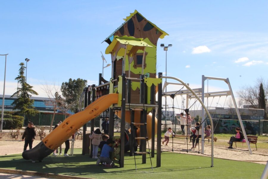 Inaugurado el nuevo parque infantil de La Póveda - PH Arganda Actual